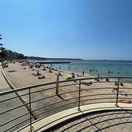Urban Riviera - Communicante * Juan-les-Pins
